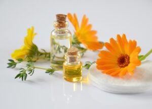 moisturizing hair oils in How to get long and healthy hair in Ritu Biswas Fashion & Lifestyle Blog