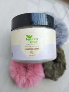 Multani mitti or fuller's earth face pack in "2 natural face packs that you need" by Ritu Biswas